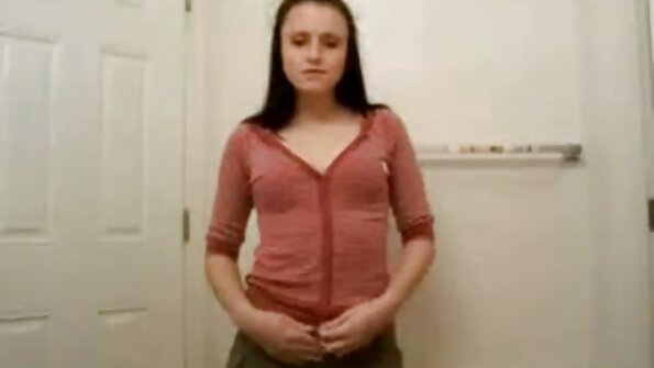 Sasha Sweet zeznuta i gratis sex film prekrivena gomilom svoje sperme